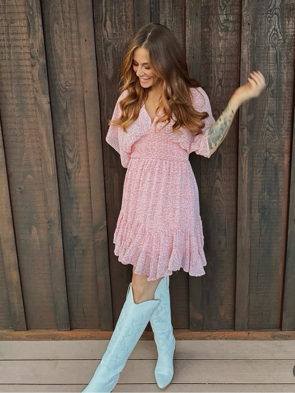 She + Sky Pale Pink Flutter Sleeve Smocked Mini Dress Size Small